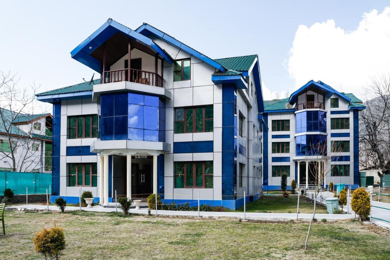 Pahalgam Retreat Hotel Bagian luar foto